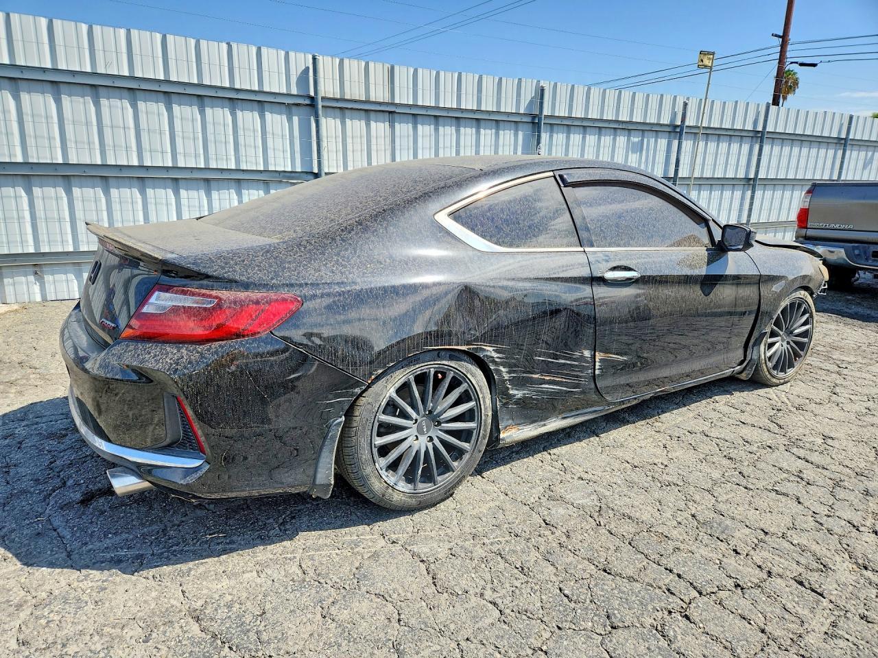 2017 Honda Accord Lx-S - Фото 3