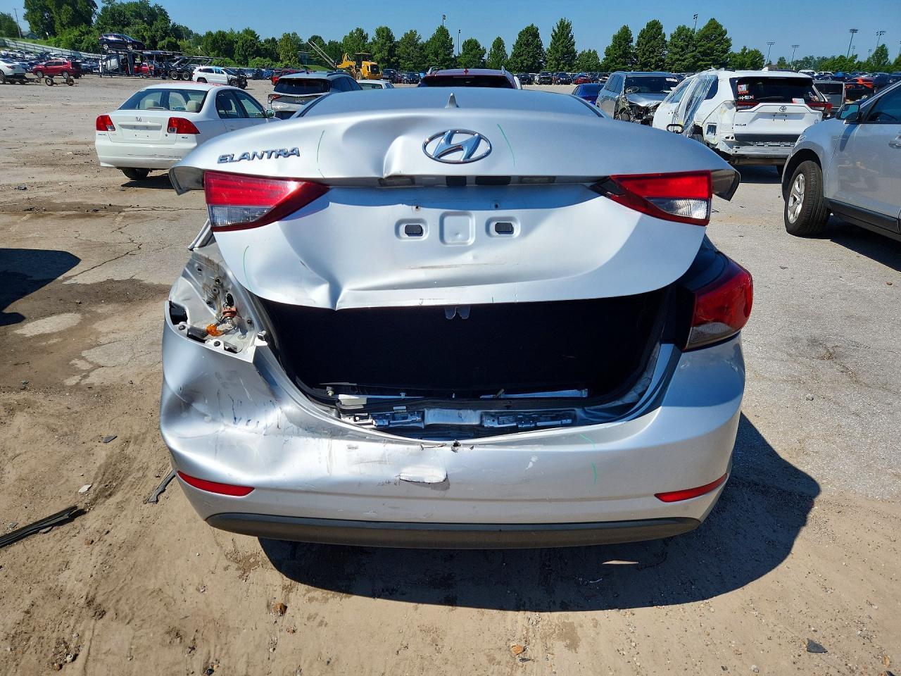 2014 Hyun Elantra - Image 6