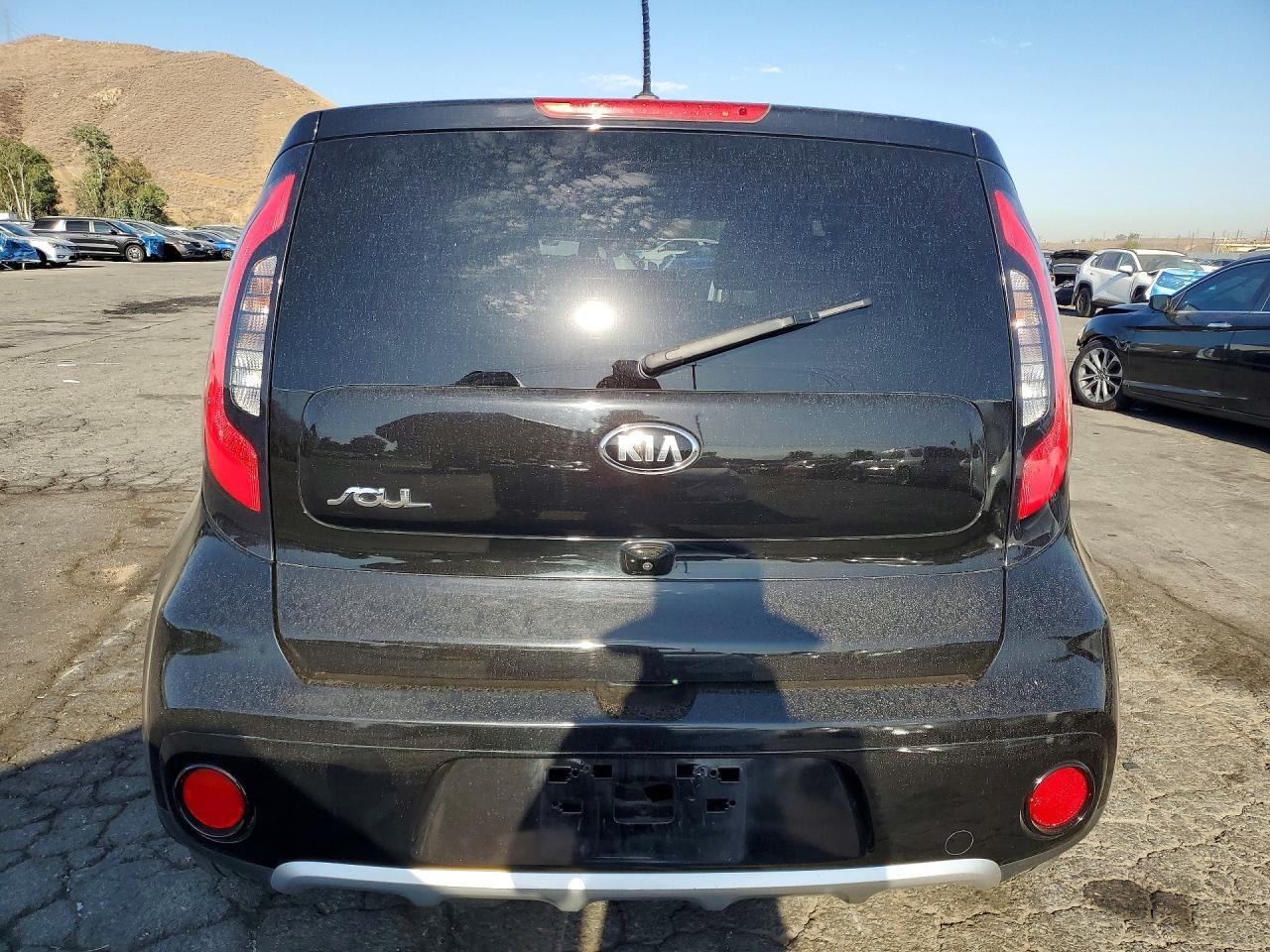 2017 Kia Soul + - Image 6