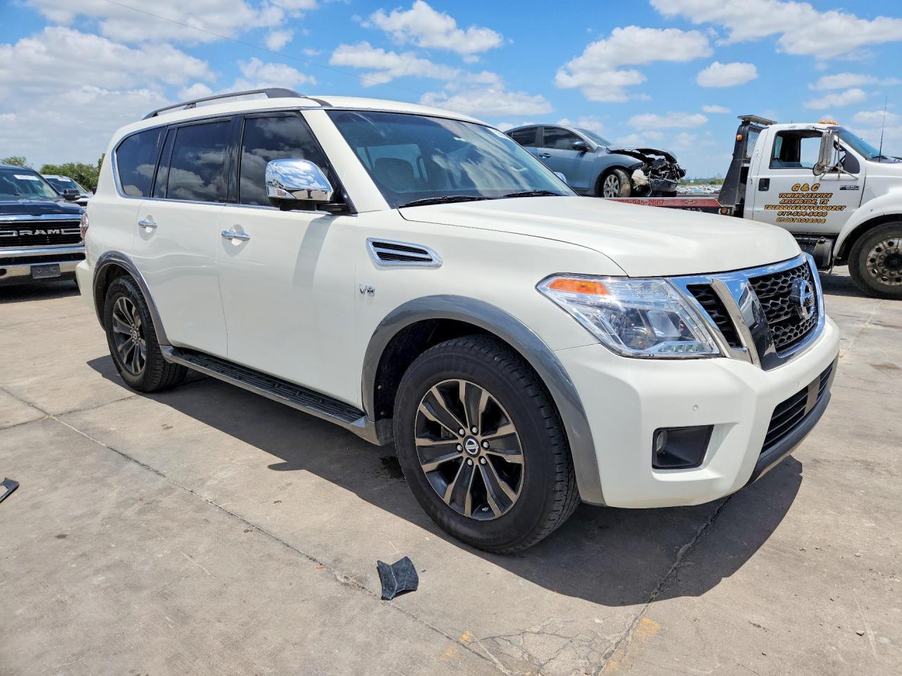 2017 Nissan Armada Platinum - Фото 4