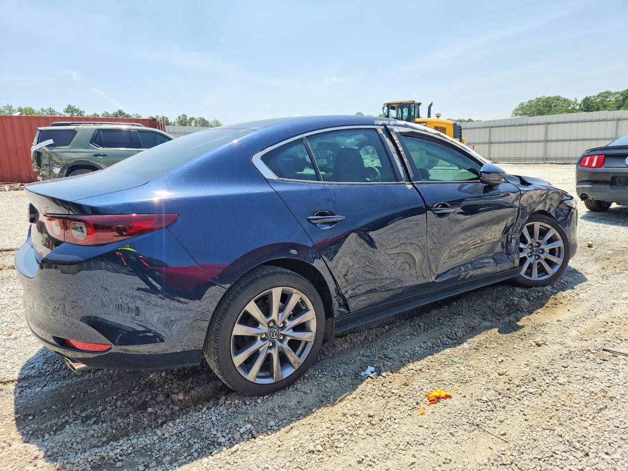 2024 Mazda 3 Preferred - Фото 3