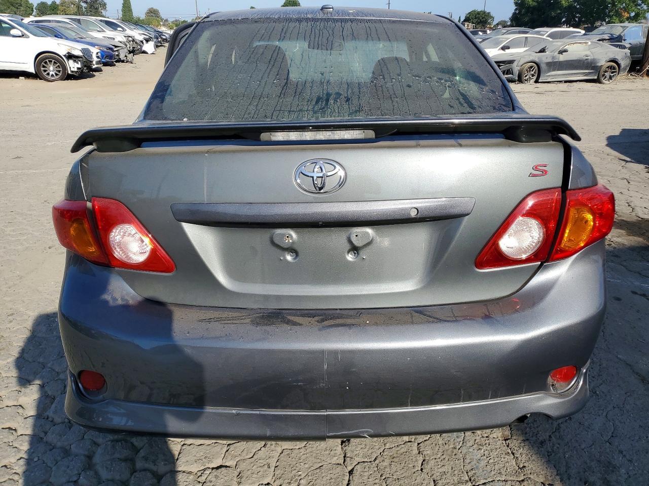 2010 Toyota Corolla S - Фото 6