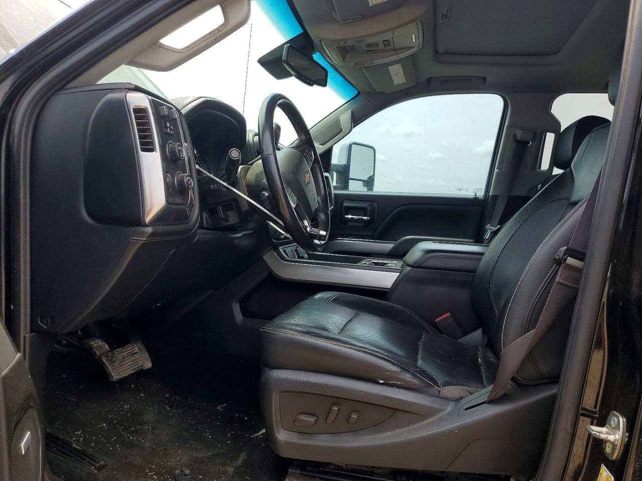 2017 Chevrolet Silverado K2500 Heavy Duty Ltz - Image 7