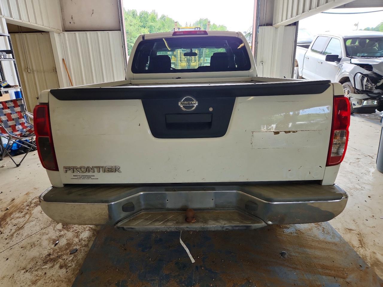 2013 Nissan Frontier S - Фото 6