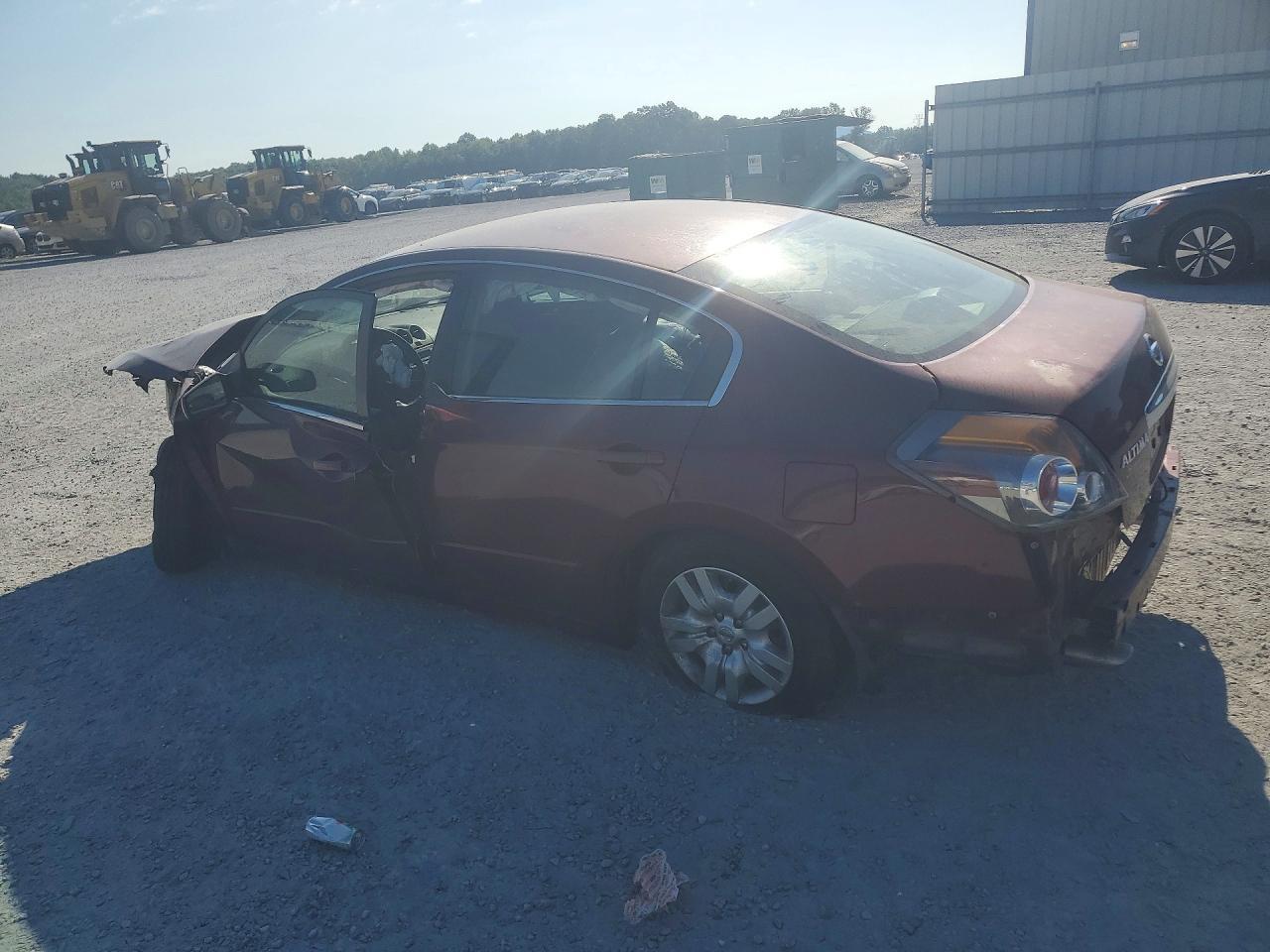 2012 Nissan Altima 2.5 - Фото 2