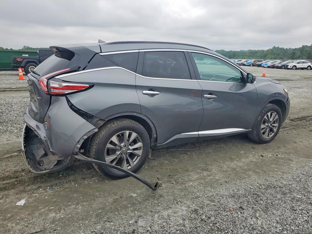 2015 Nissan Murano Sv - Image 3