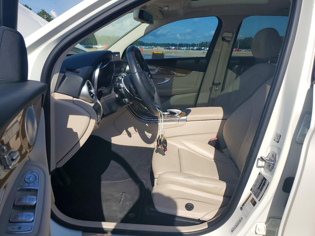 2017 Mercedes-Benz Glc 300 - Image 7