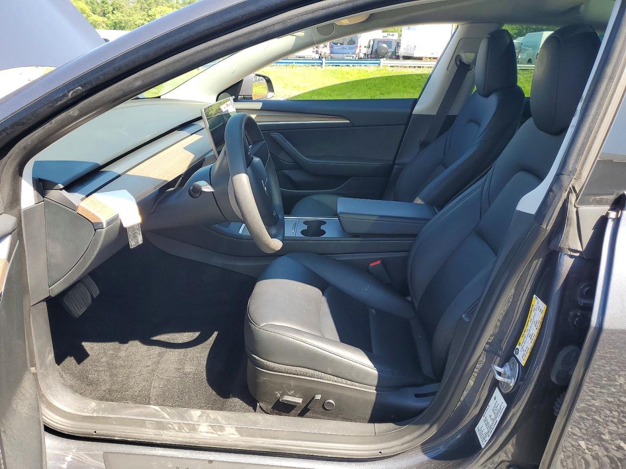 2023 Tesla Model 3 - Фото 7
