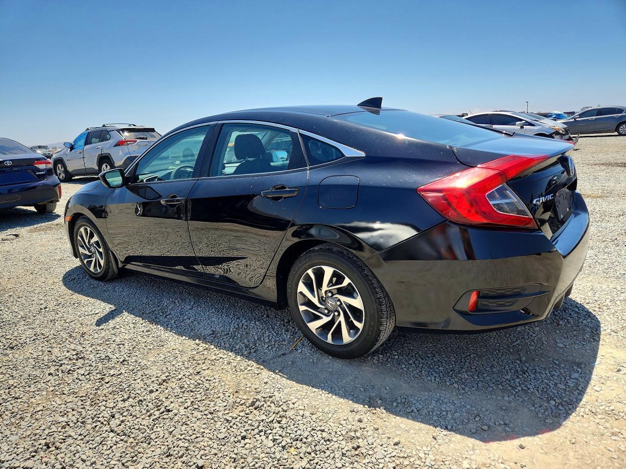 2018 Honda Civic Ex - Image 2