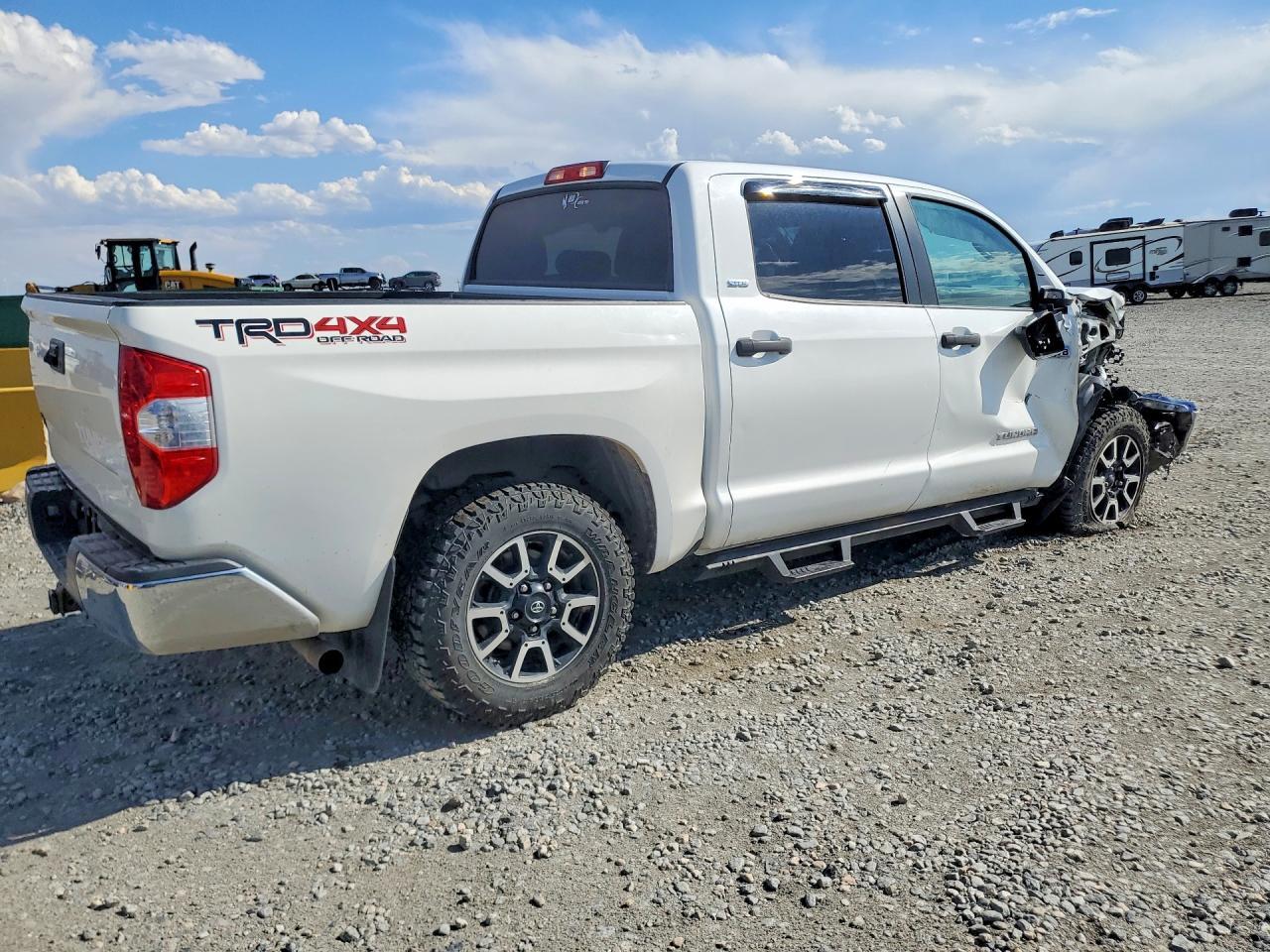 2018 Toyota Tundra Crewmax Sr5 - Фото 3