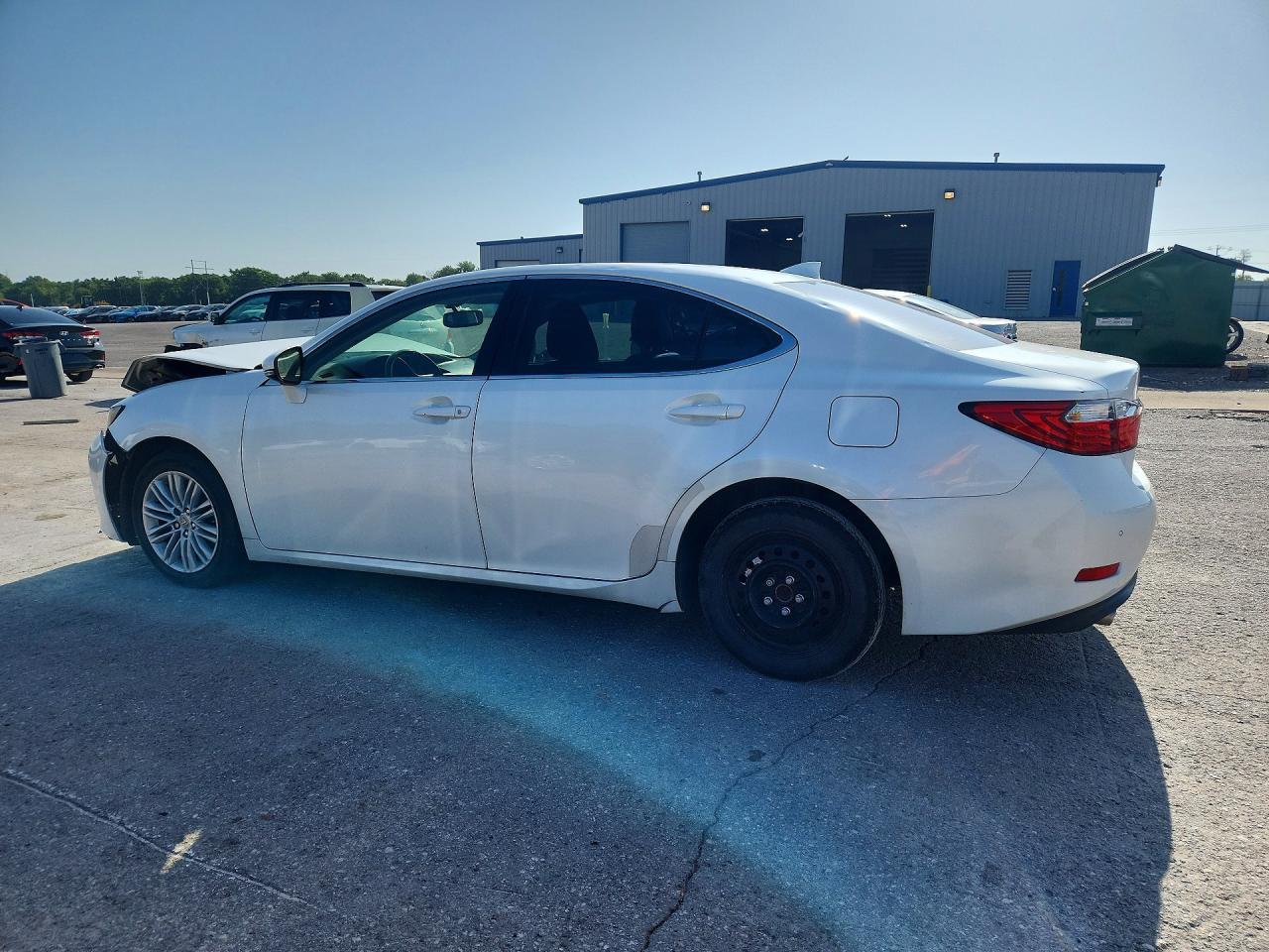 2015 Lexus Es 350 - Image 2