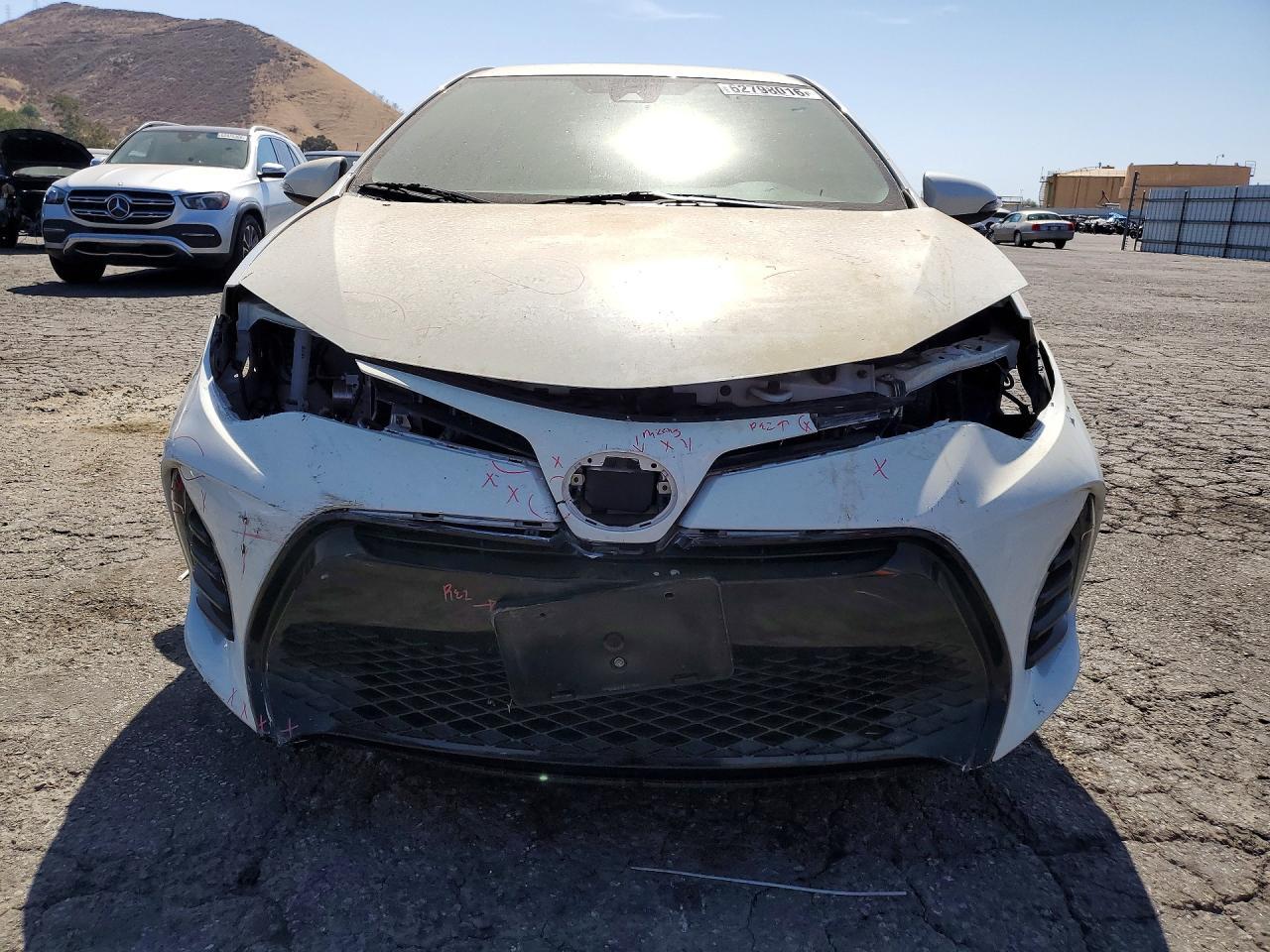 2017 Toyota Corolla Se - Image 5