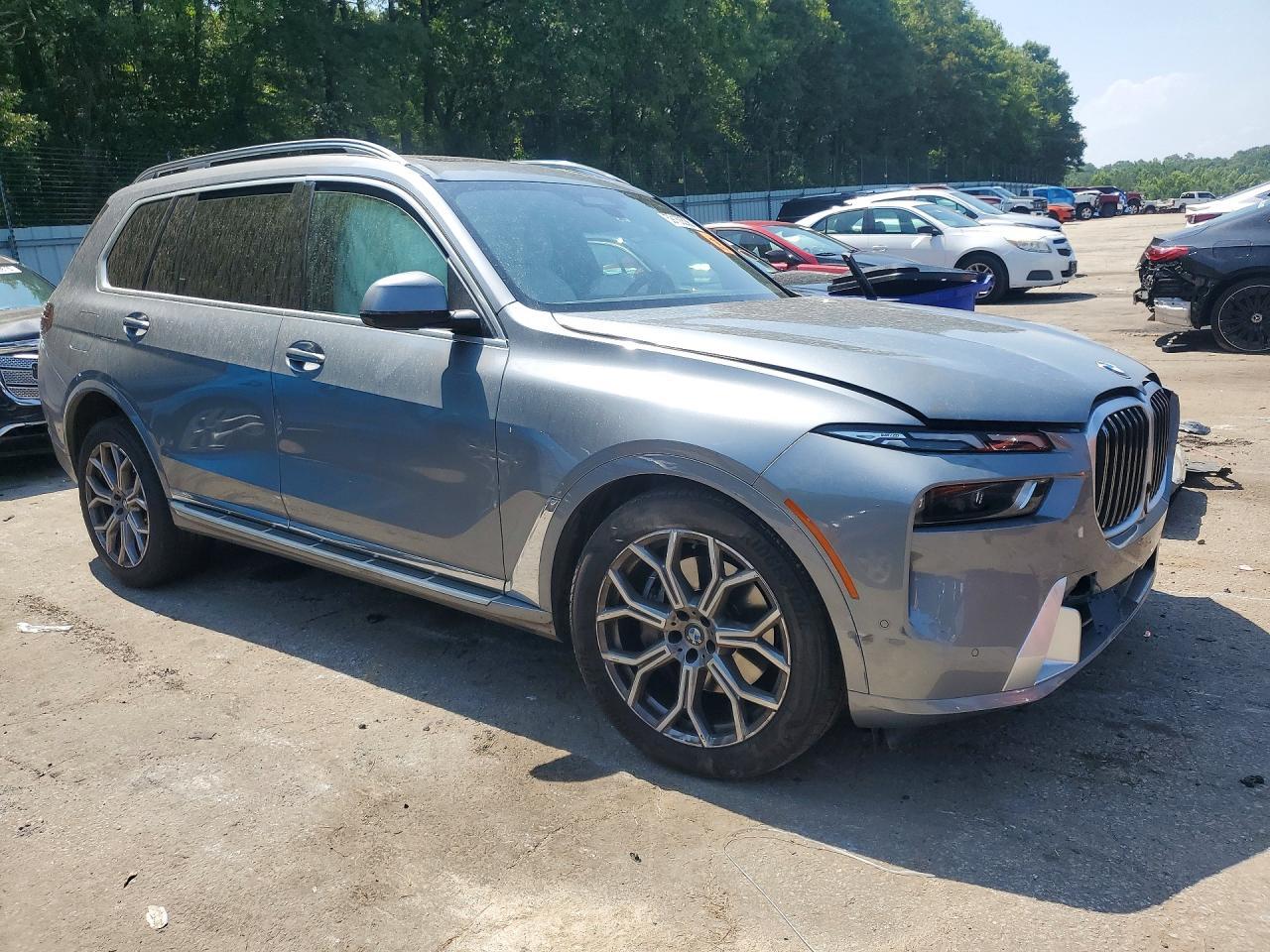 2025 BMW X7 xDrive40I - Фото 4