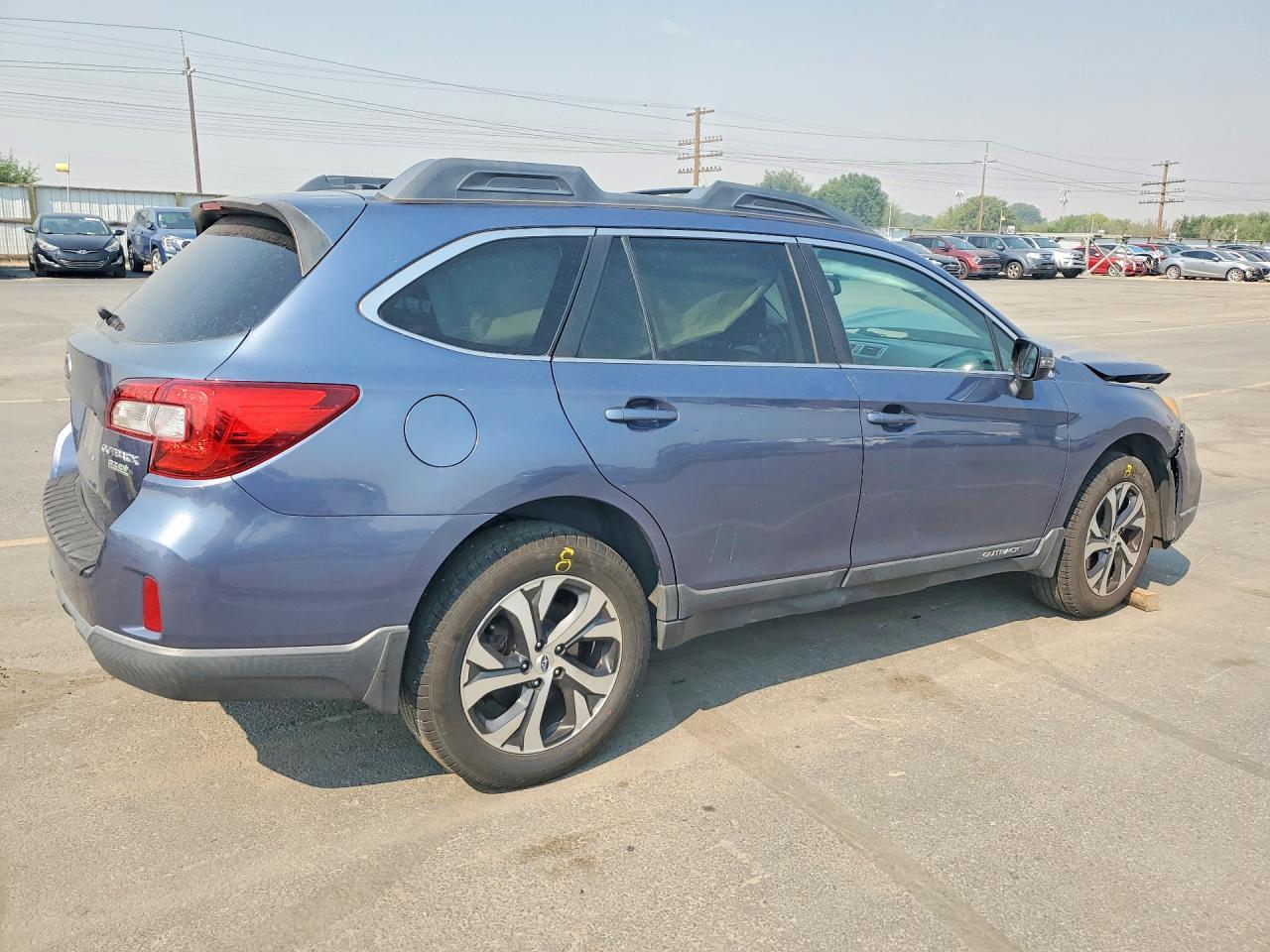 2015 Subaru Outback - Image 3
