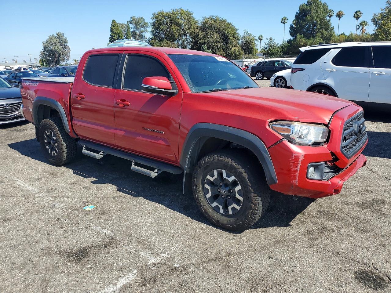 2017 Toyota Tacoma Trd Off-Road - Image 4