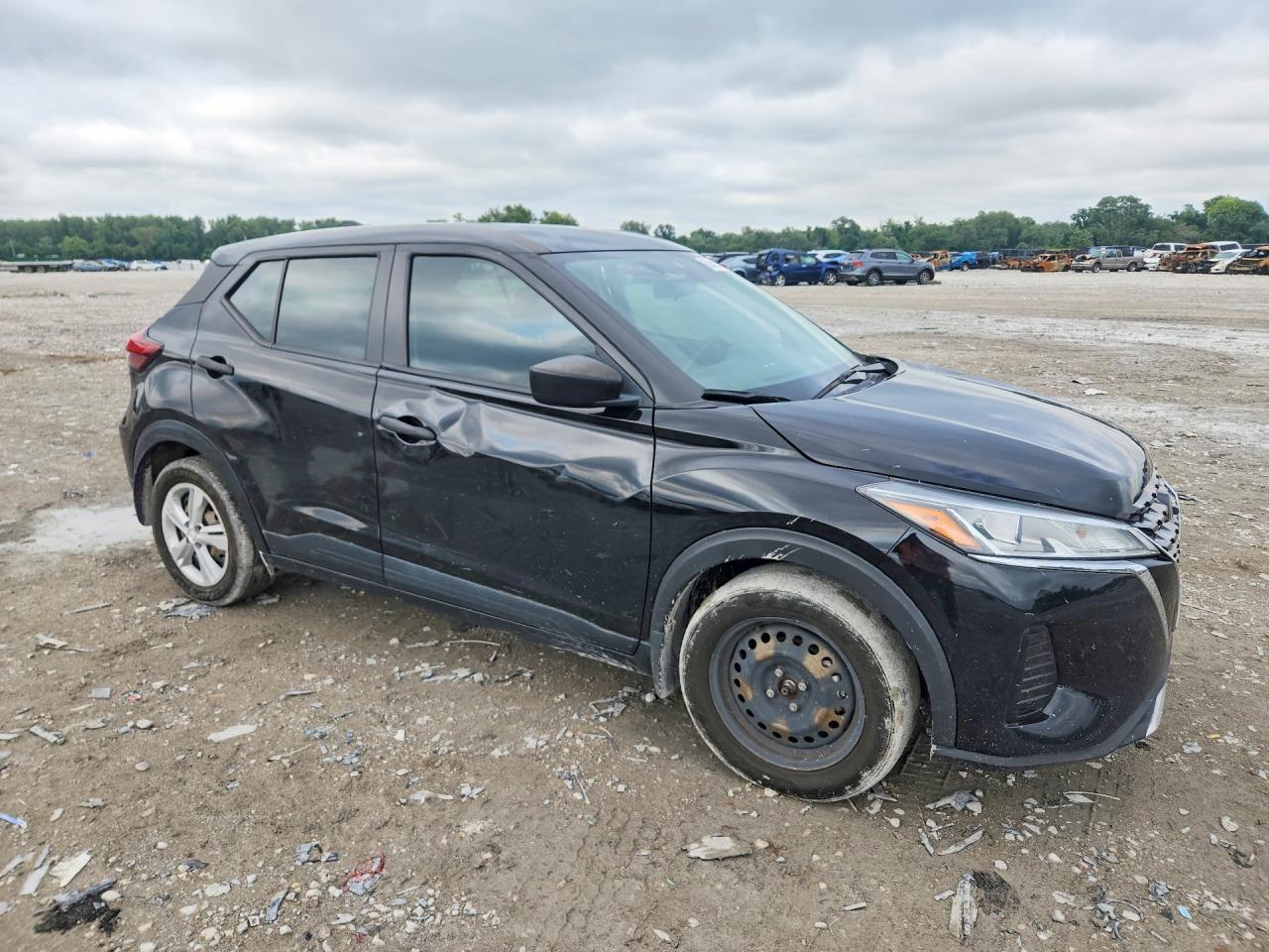 2023 Nissan Kicks S - Фото 4
