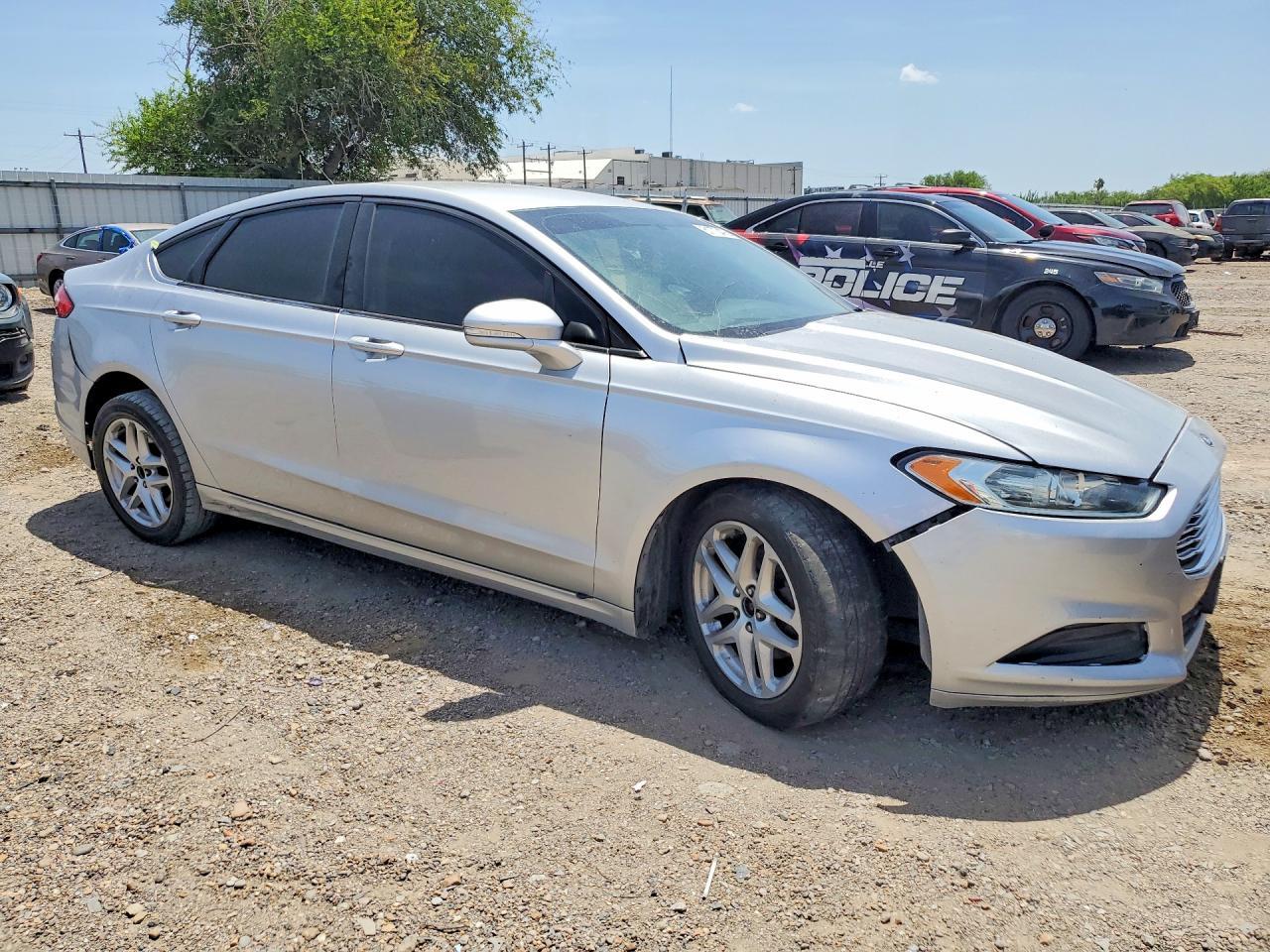 2015 Ford Fusion Se - Фото 4