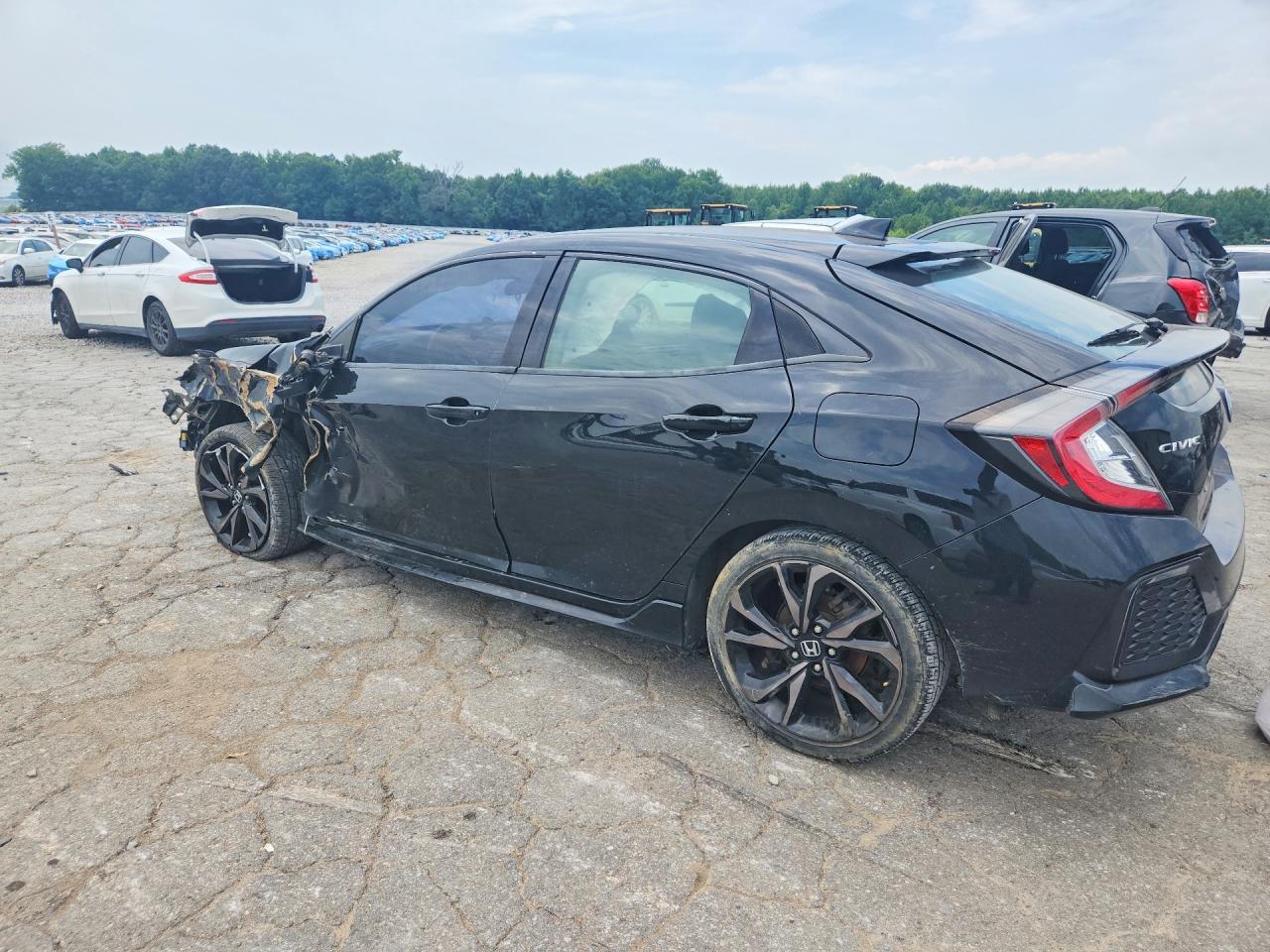2019 Honda Civic Sport - Фото 2