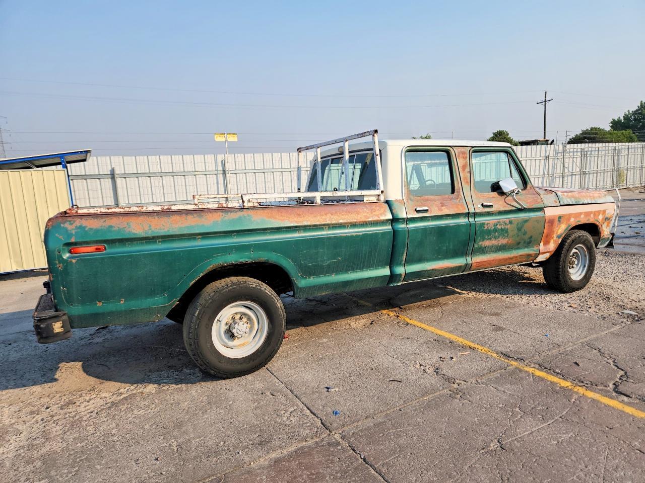 1977 Ford F-350 - Фото 3