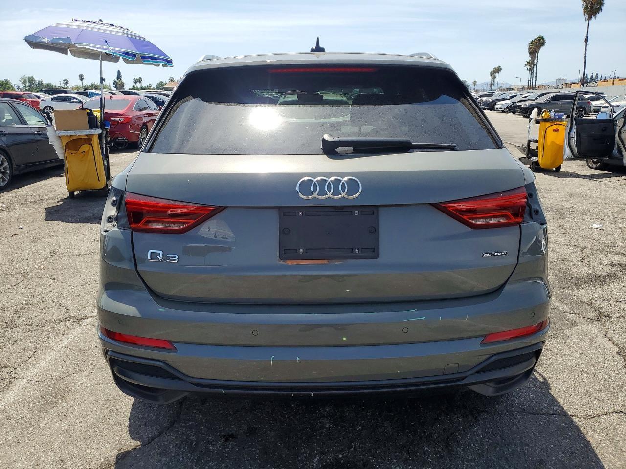 2022 Audi Q3 Premium S Line 45 - Фото 6