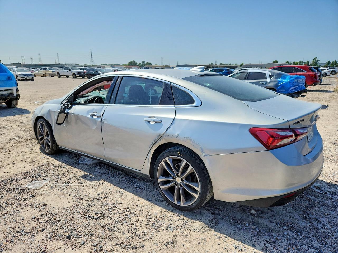 2022 Chevrolet Malibu Lt - Image 2