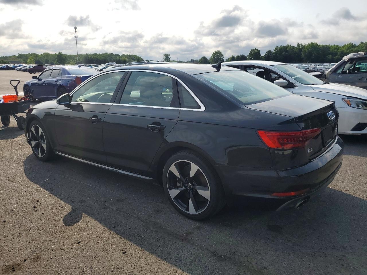 2017 Audi A4 Premium Plus - Фото 2