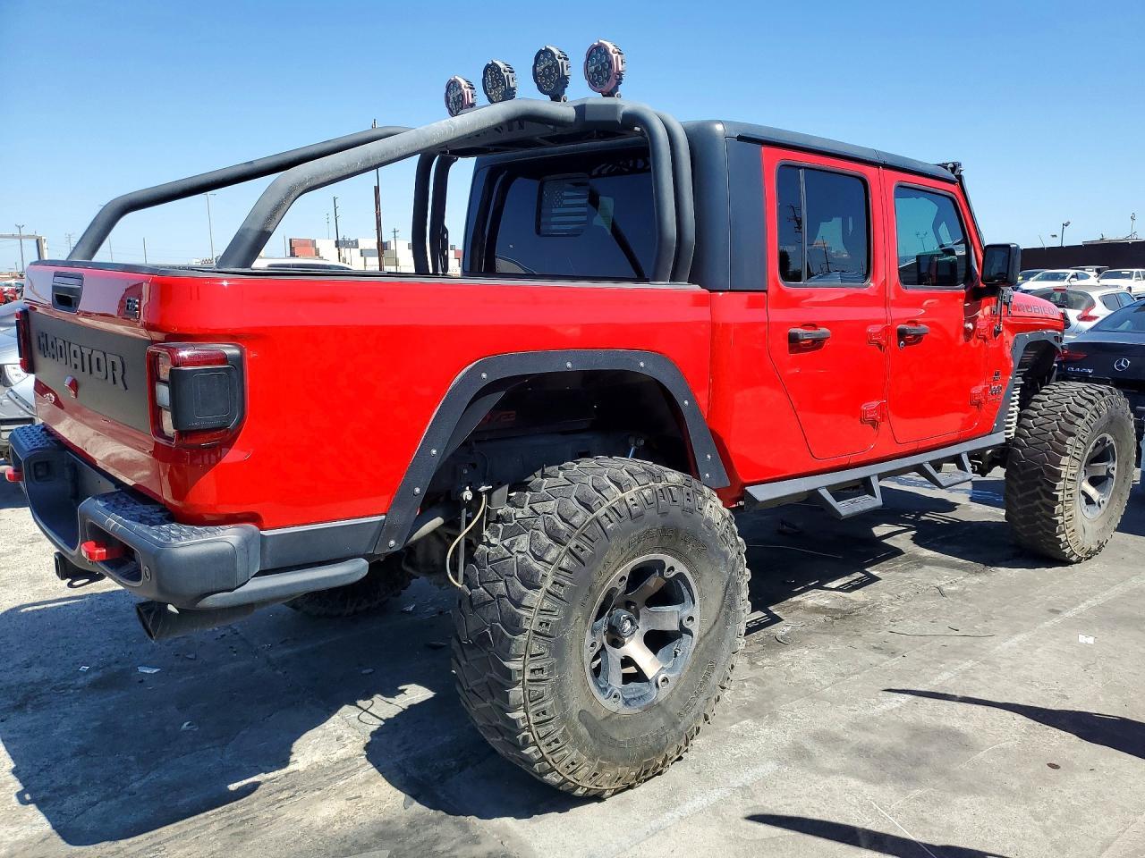 2020 Jeep Gladiator Rubicon - Image 3