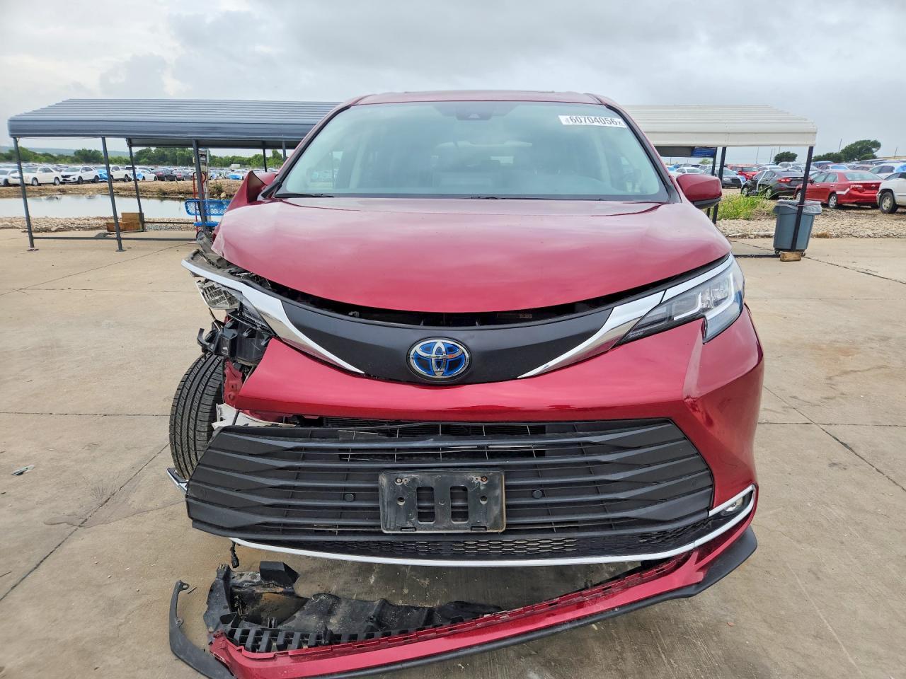 2021 Toyota Sienna Xle - Фото 5
