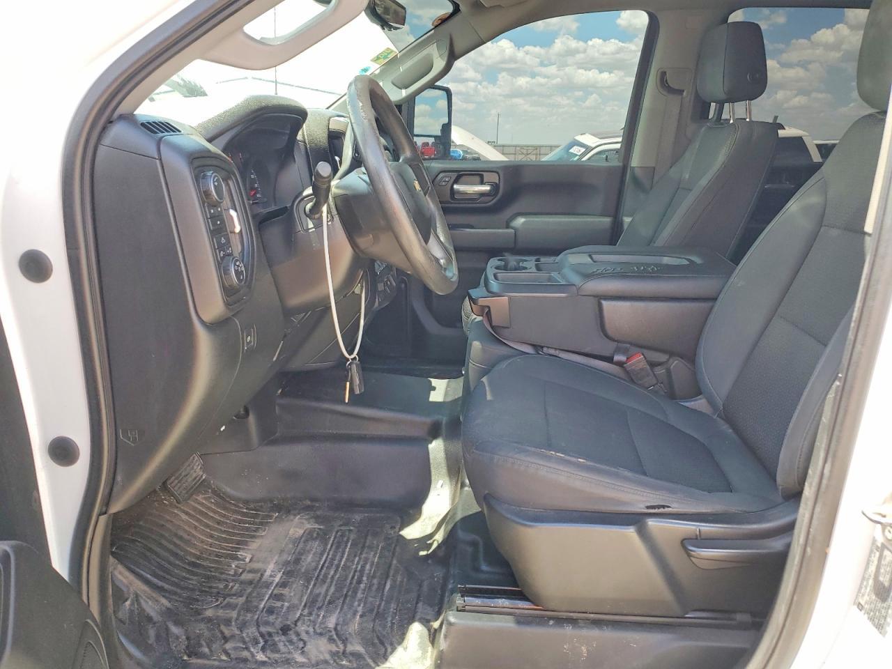 2020 Chevrolet Silverado K2500 Heavy Duty - Фото 7