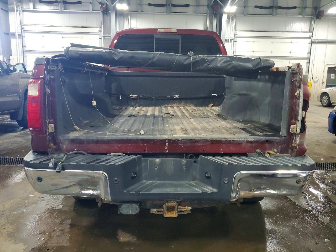 2011 Ford F350 Super Duty - Фото 6