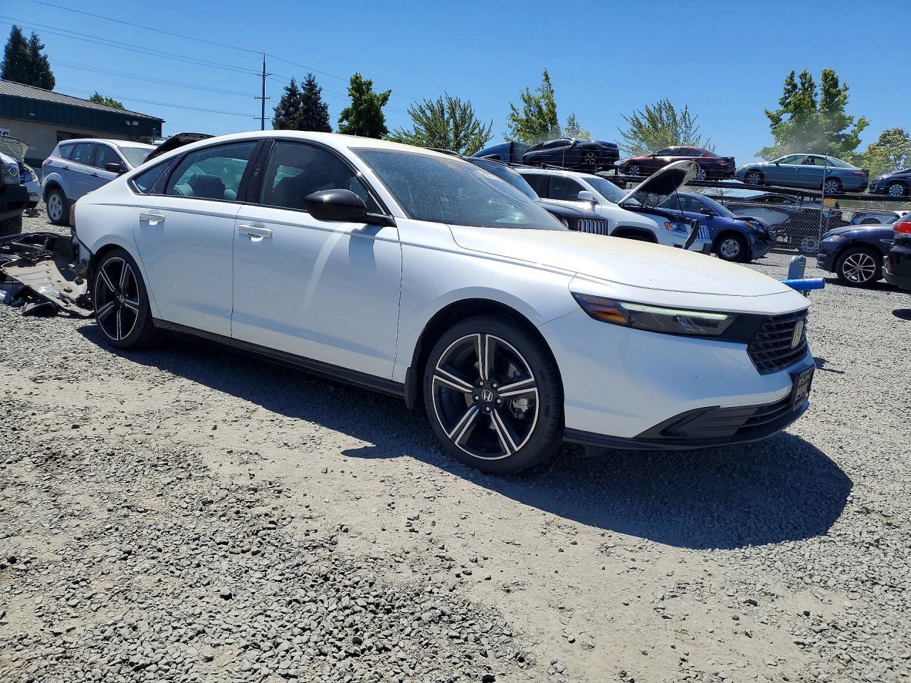 2024 Honda Accord Hybrid Sport-L - Image 4