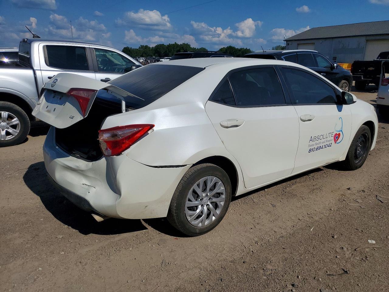 2017 Toyota Corolla Le - Фото 3
