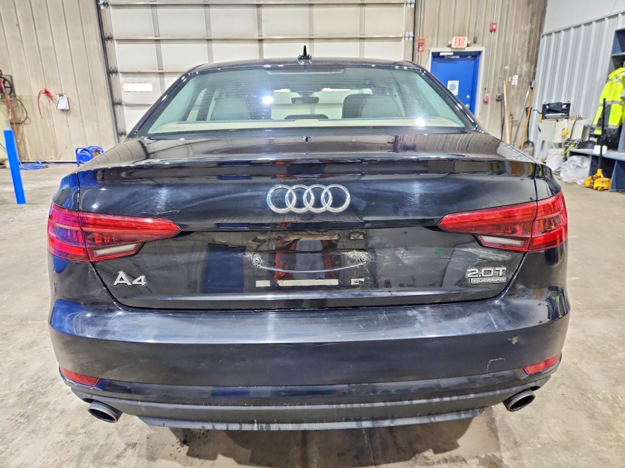 2017 Audi A4 Premium - Фото 6