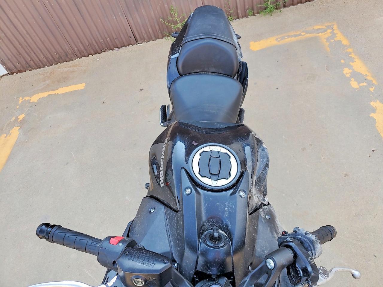 2025 Kawasaki Ex650 R - Фото 5