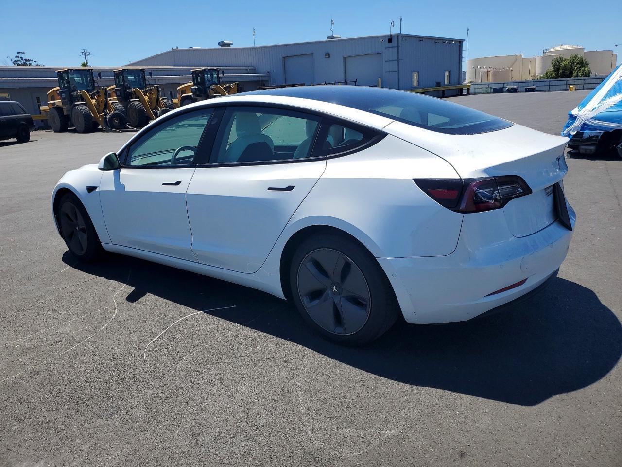 2021 Tesla Model 3 - Image 2