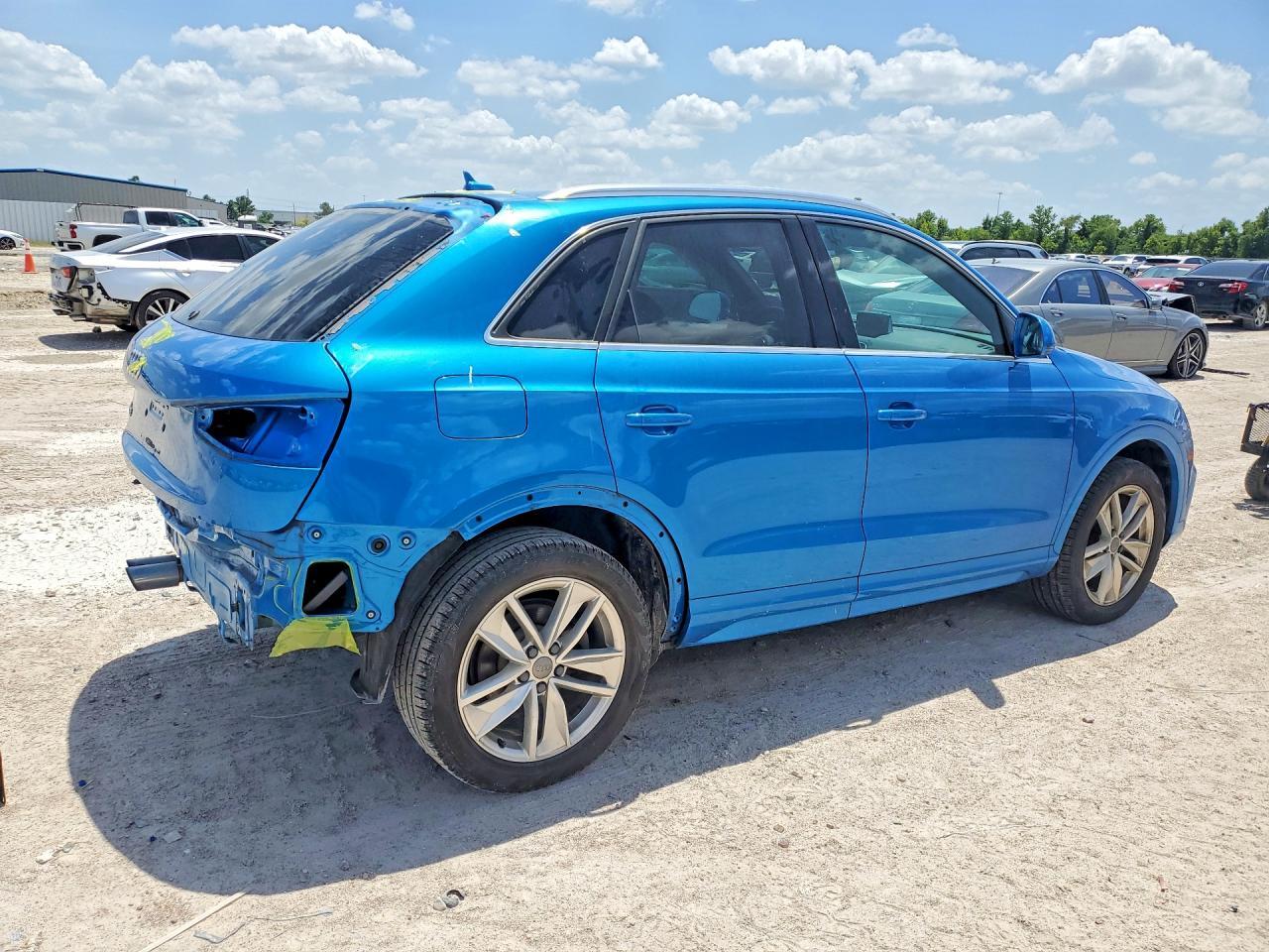 2016 Audi Q3 Premium Plus - Фото 3