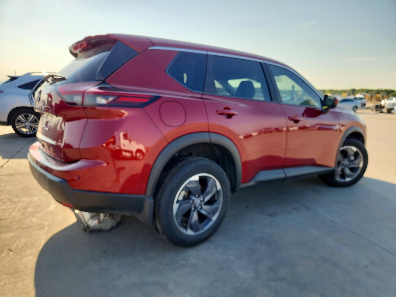 2025 Nissan Rogue Sv - Фото 3