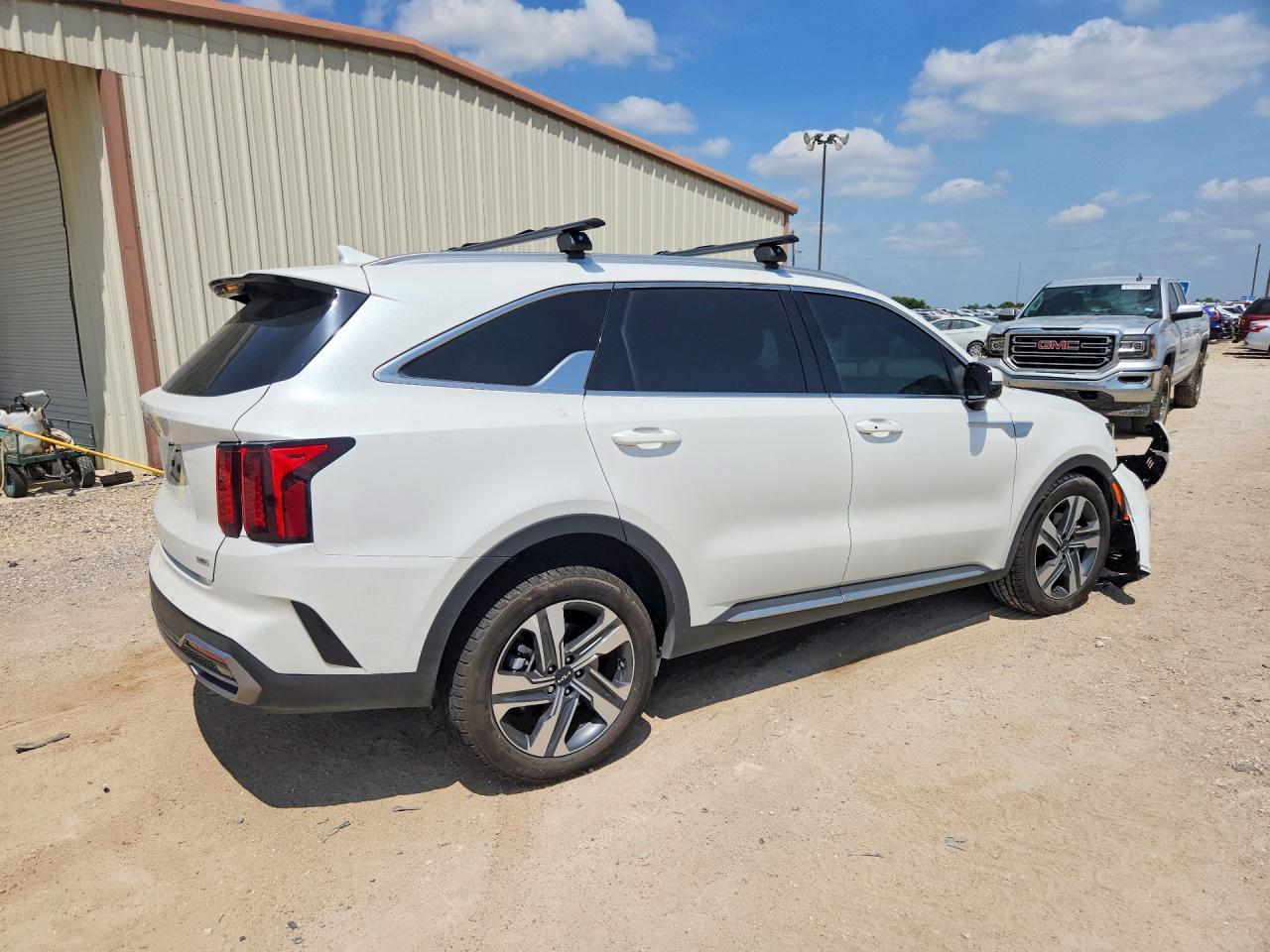 2023 Kia Sorento Ex - Image 3