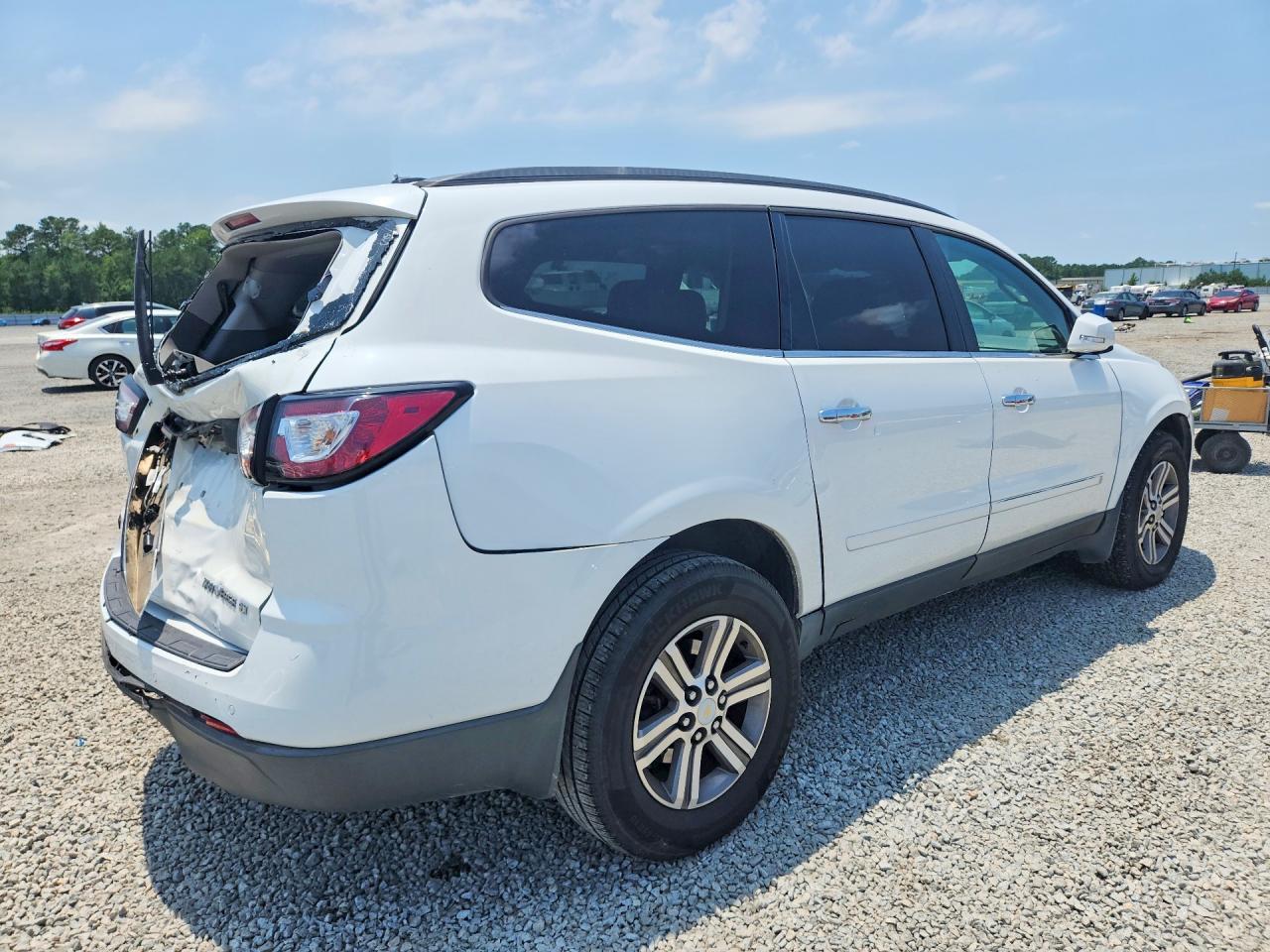 2016 Chevrolet Traverse Lt - Фото 3