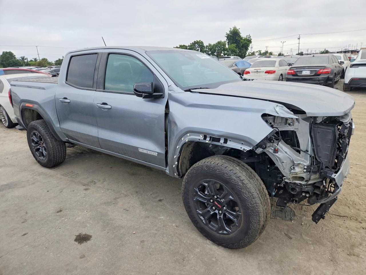 2025 GMC Canyon Elevation - Image 4
