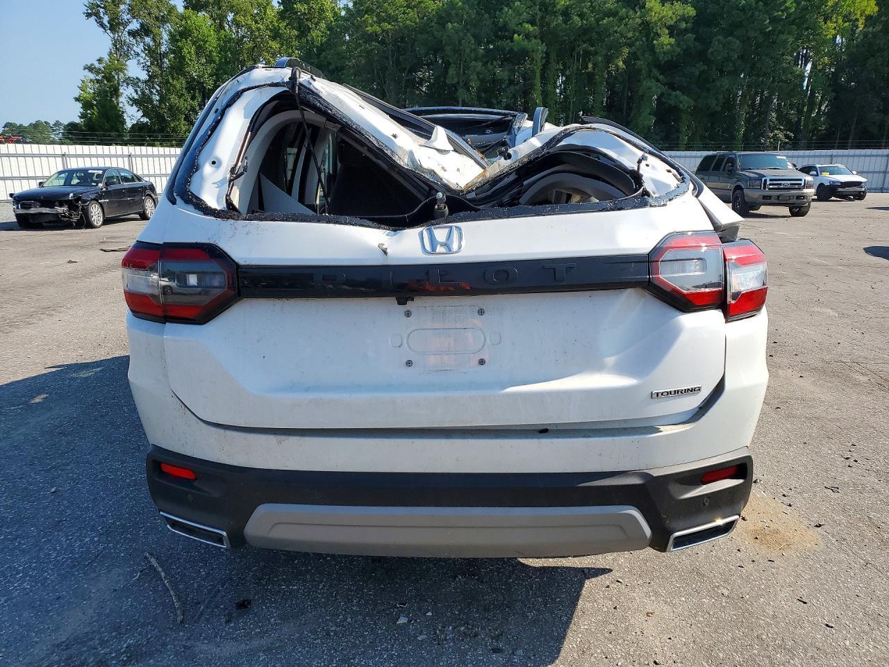 2025 Honda Pilot Touring - Фото 6