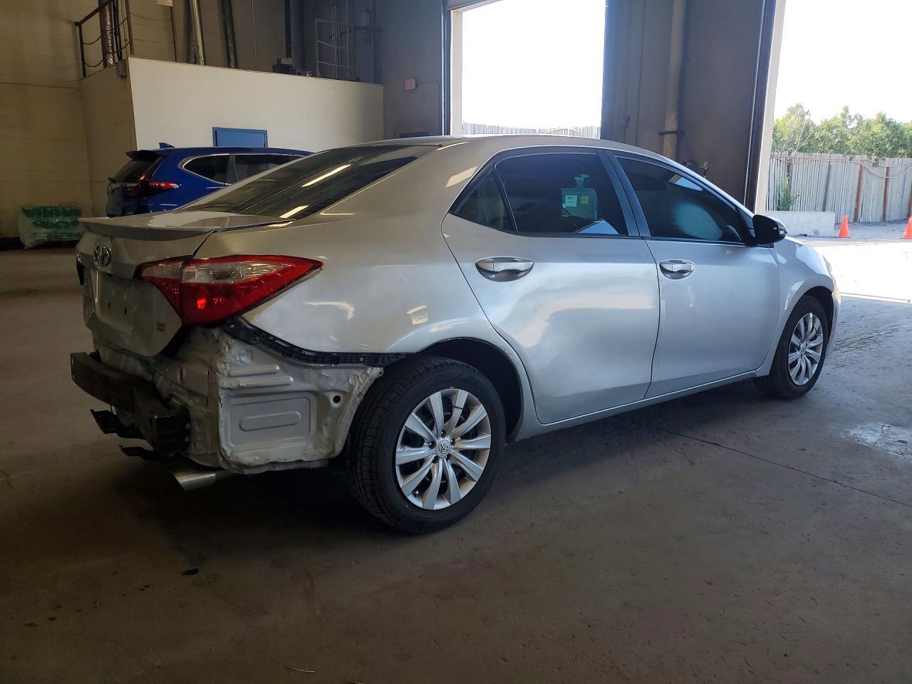 2014 Toyota Corolla S - Фото 3