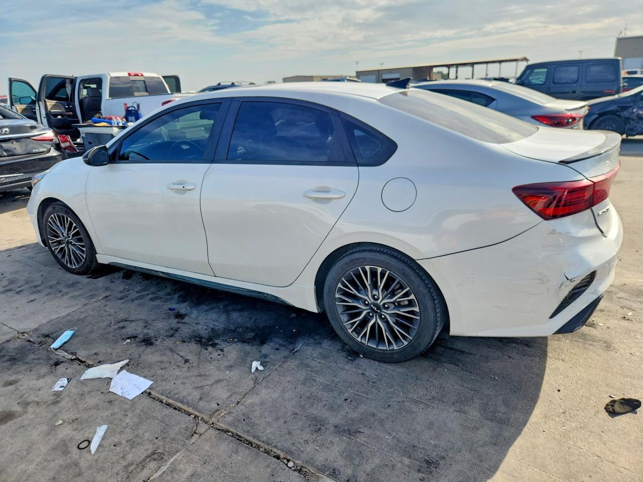 2023 Kia Forte Gt Line - Фото 2