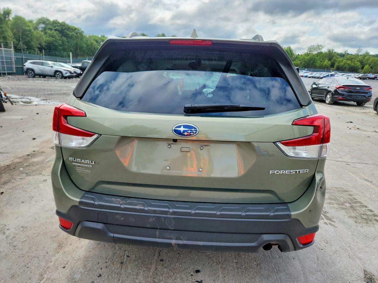 2021 Subaru Forester Premium - Фото 6