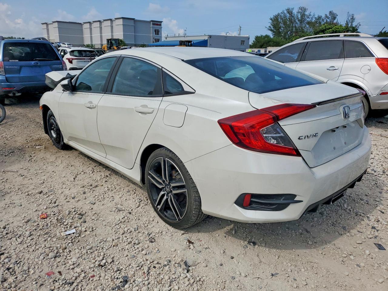 2020 Honda Civic Sport - Фото 2