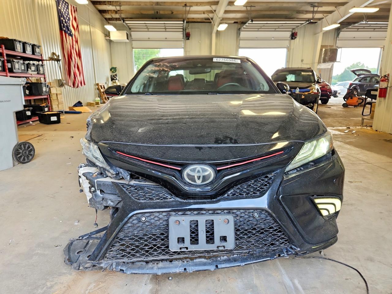2018 Toyota Camry Xse V6 - Фото 5