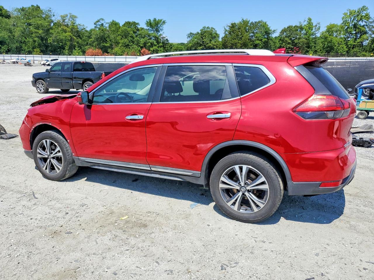 2017 Nissan Rogue Sl - Image 2