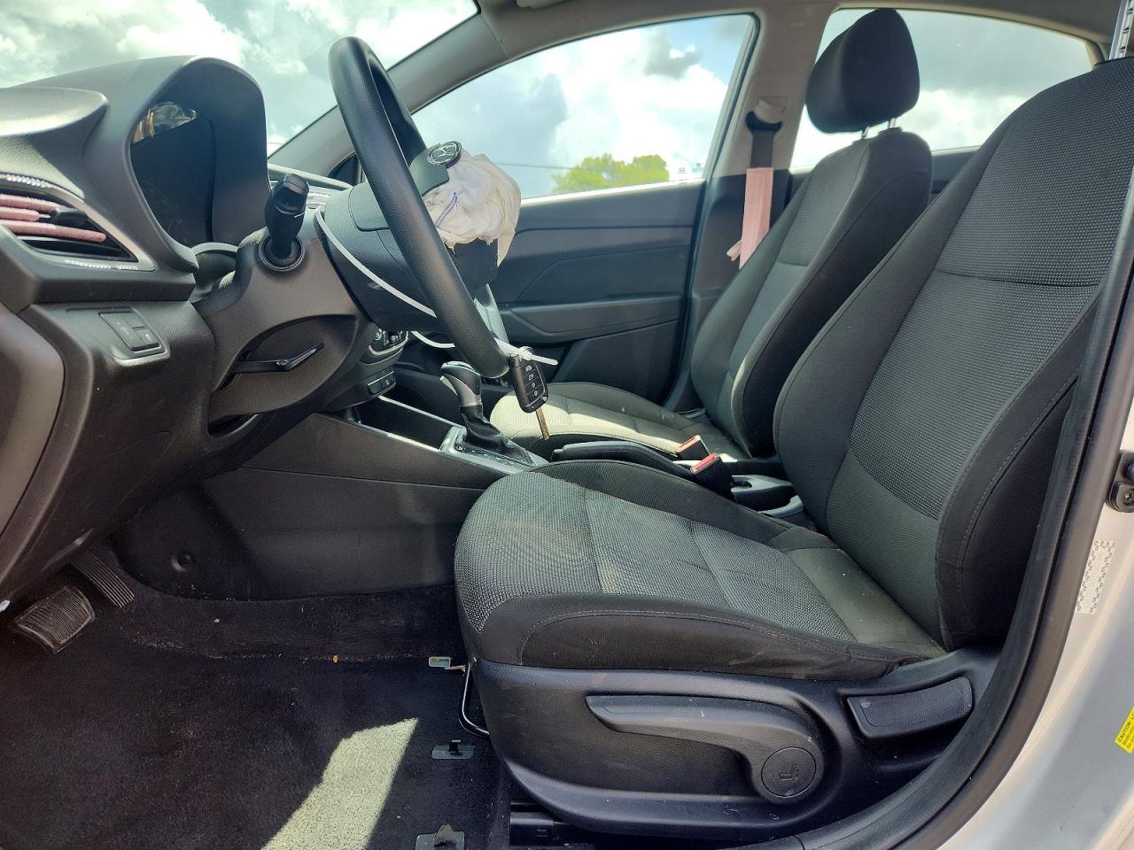 2021 Hyundai Accent Se - Фото 7