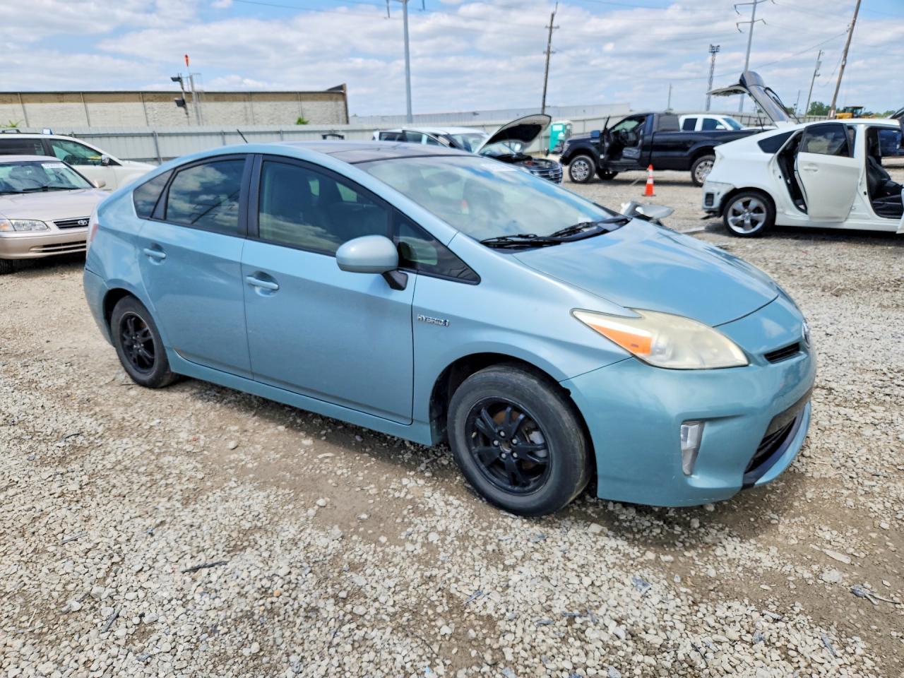 2013 Toyota Prius Three - Фото 4