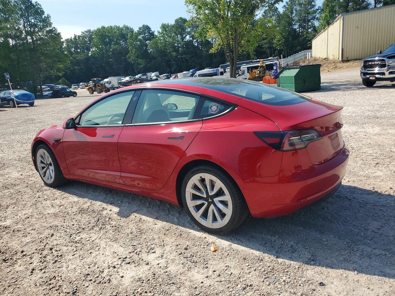 2021 Tesla Model 3 - Фото 2